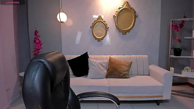 BrennaWalker online show from February 26, 2025, 2:48 am