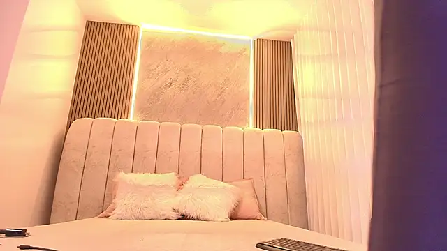 Snapshot of emyli_sw_ chatting on January 17, 2026, 3:11 am emyli sw online show from January 17, 2026, 3:11 am