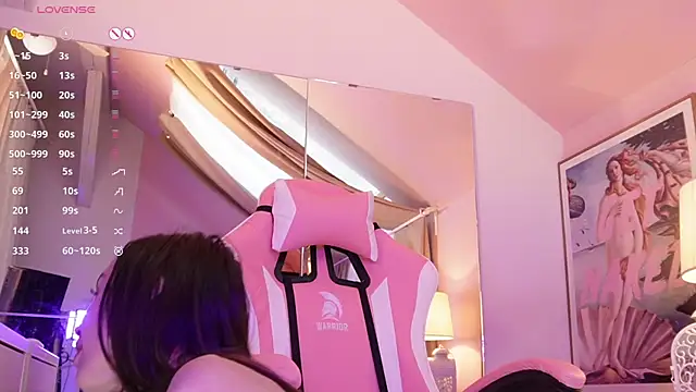 Snapshot of KirstenDanston chatting on March 8, 2025, 8:00 am KirstenDanston online show from March 8, 2025, 8:00 am