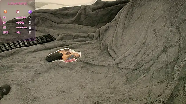 Snapshot of SuchArt_ chatting on February 27, 2026, 9:31 am SuchArt online show from February 27, 2026, 9:31 am