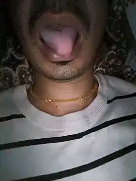 dreamtoungelick69 online show from January 24, 2025, 10:19 pm