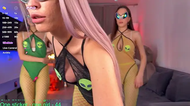 mikkixmeow online show from November 23, 2025, 1:00 pm