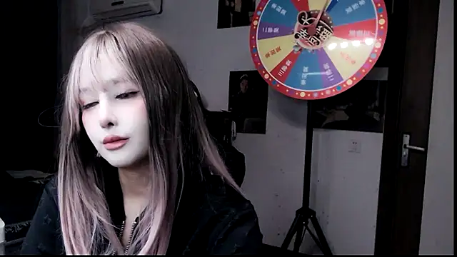 candy cola online show from February 14, 2025, 1:34 am