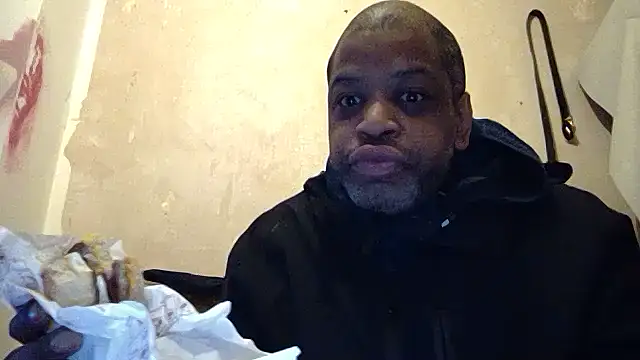 Snapshot of alfiebrown007 chatting on March 14, 2025, 6:42 am alfiebrown007 online show from March 14, 2025, 6:42 am