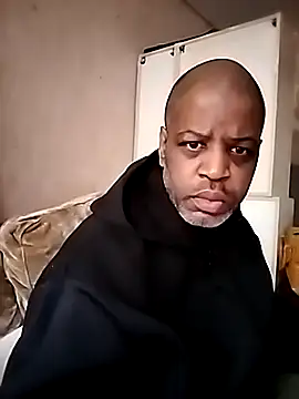 Snapshot of alfiebrown007 chatting on November 27, 2025, 9:44 am alfiebrown007 online show from November 27, 2025, 9:44 am