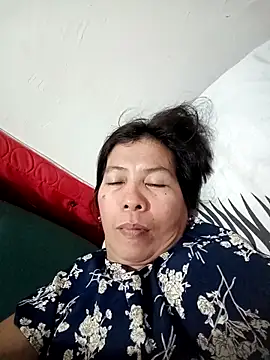 TropicalFlower online show from February 28, 2025, 5:37 pm