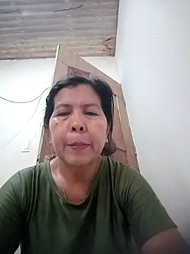 Snapshot of TropicalFlower chatting on March 2, 2026, 7:37 am TropicalFlower online show from March 2, 2026, 7:37 am