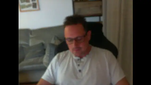 Snapshot of ZebedeePirate chatting on March 19, 2025, 10:20 pm ZebedeePirate online show from March 19, 2025, 10:20 pm