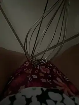 juliaz09 online show from March 31, 2026, 12:38 pm