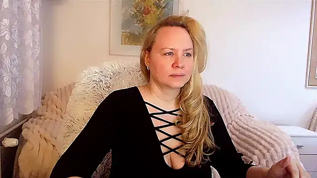 Sarah4you online show from January 17, 2025, 4:57 pm