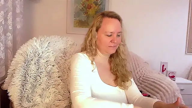 Sarah4you online show from January 25, 2025, 5:19 pm