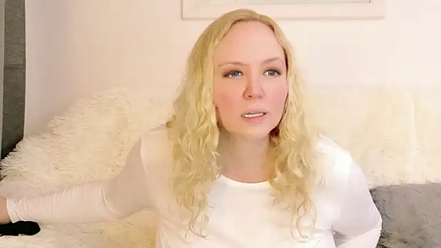 Sarah4you online show from March 22, 2026, 12:03 am