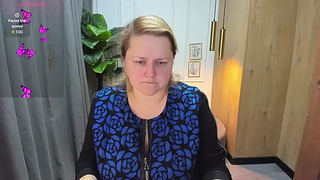 Snapshot of ScarlettSoft chatting on October 21, 2025, 5:19 am ScarlettSoft online show from October 21, 2025, 5:19 am