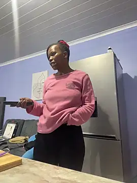 cherryontopy online show from March 1, 2026, 12:01 am