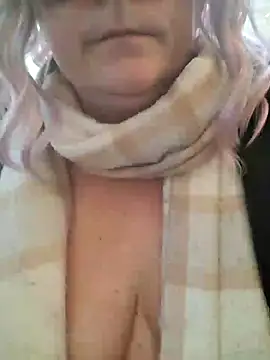 Snapshot of germanwoman01 chatting on February 22, 2026, 12:15 pm germanwoman01 online show from February 22, 2026, 12:15 pm