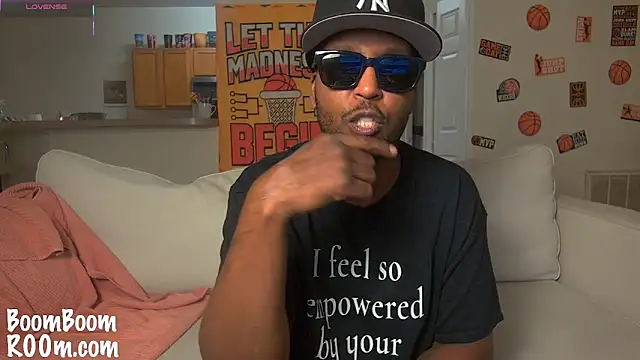 boomboomr00m online show from March 21, 2025, 12:40 am