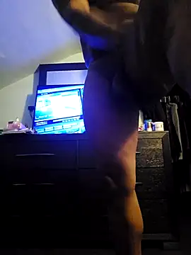 Snapshot of ReeferMadness59 chatting on December 27, 2024, 1:11 am ReeferMadness59 online show from December 27, 2024, 1:11 am