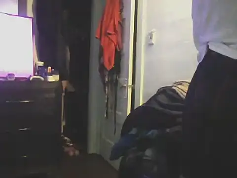 Snapshot of ReeferMadness59 chatting on March 19, 2025, 1:21 am ReeferMadness59 online show from March 19, 2025, 1:21 am