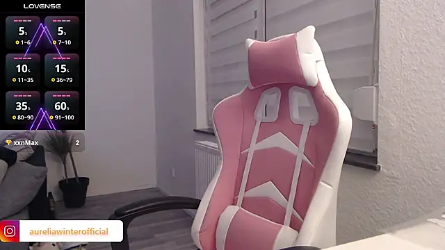 AureliaWinter online show from January 31, 2025, 6:36 pm