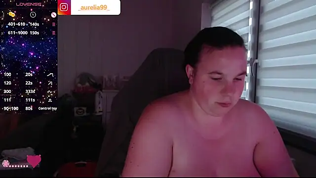 AureliaWinter online show from July 19, 2026, 7:39 pm
