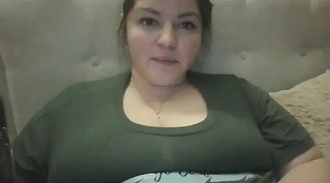 cute  cherry online show from January 10, 2025, 10:04 pm