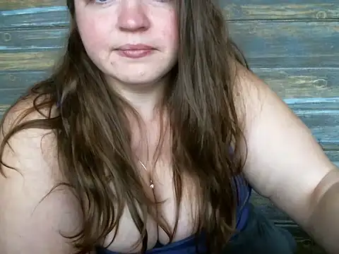 cute  cherry online show from March 11, 2025, 1:12 pm