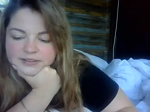 Snapshot of cute__cherry chatting on June 21, 2026, 3:36 pm cute cherry online show from June 21, 2026, 3:36 pm