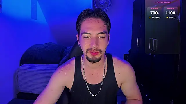 Alex smith00 online show from February 12, 2025, 11:51 pm