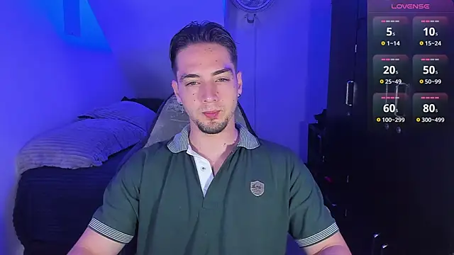 Alex smith00 online show from October 11, 2025, 2:33 am