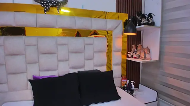 Snapshot of bigass_monic chatting on March 7, 2025, 2:57 am bigass monic online show from March 7, 2025, 2:57 am