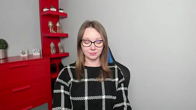 Cookie zoe online show from October 17, 2025, 6:49 am