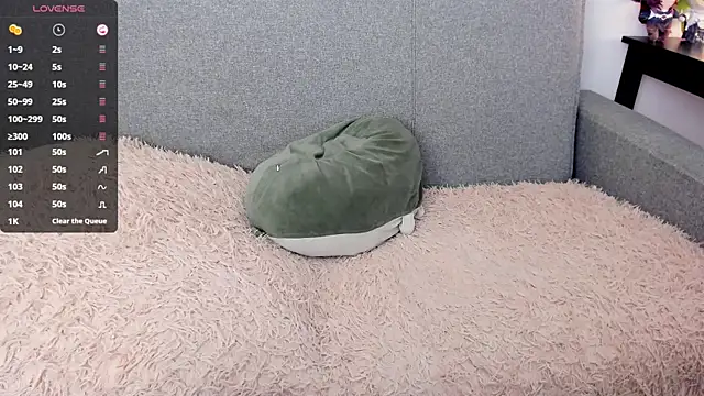 Snapshot of loliwoods chatting on March 6, 2025, 4:30 am loliwoods online show from March 6, 2025, 4:30 am