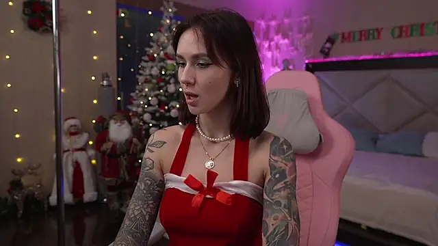 Snapshot of GirlGogo chatting on December 24, 2024, 11:44 pm GirlGogo online show from December 24, 2024, 11:44 pm