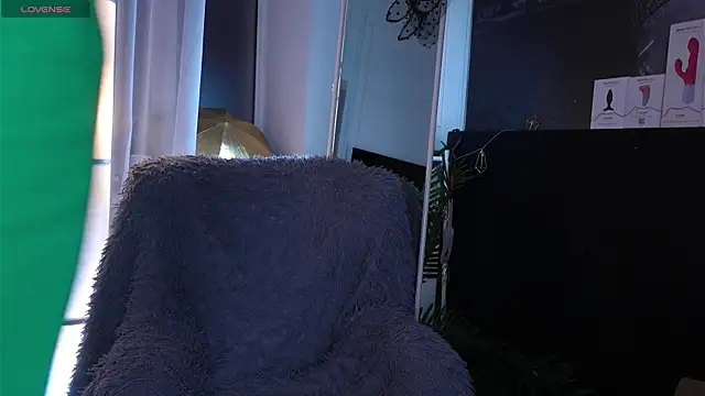 Snapshot of SofiaFoster_ chatting on January 18, 2026, 6:17 am SofiaFoster online show from January 18, 2026, 6:17 am