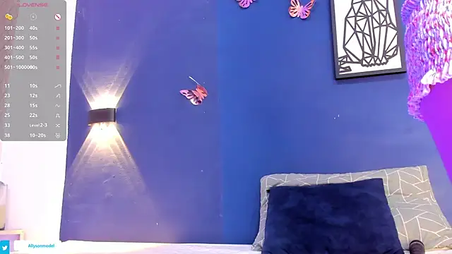 alysson 18 online show from January 29, 2025, 1:17 pm