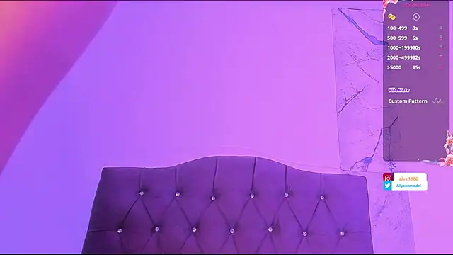 alysson 18 online show from September 30, 2025, 1:16 pm