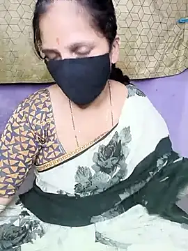 Rising Smiler online show from February 11, 2025, 5:50 pm