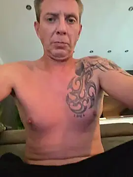 Snapshot of Ruffman79 chatting on July 31, 2026, 9:58 pm Ruffman79 online show from July 31, 2026, 9:58 pm