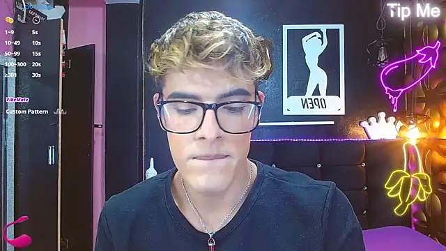 angel sexyevil online show from January 20, 2025, 12:18 pm