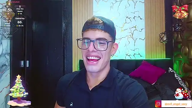 angel sexyevil online show from December 15, 2025, 12:20 pm