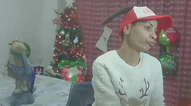 hotSANDRA STARR online show from December 15, 2024, 10:37 pm