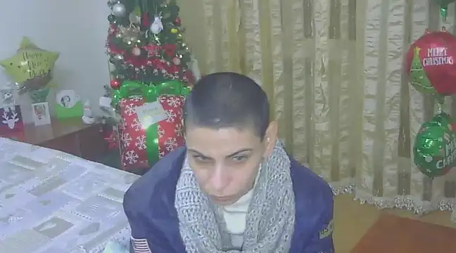 hotSANDRA STARR online show from December 18, 2024, 8:36 pm