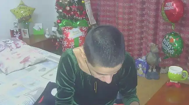 hotSANDRA STARR online show from December 23, 2024, 1:18 am