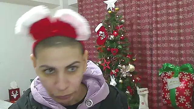 Snapshot of hotSANDRA_STARR chatting on January 5, 2026, 5:27 pm hotSANDRA STARR online show from January 5, 2026, 5:27 pm