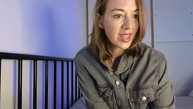 TopsyWilde online show from March 28, 2026, 10:04 am