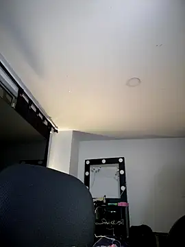 RsellAmb online show from December 3, 2024, 9:44 am