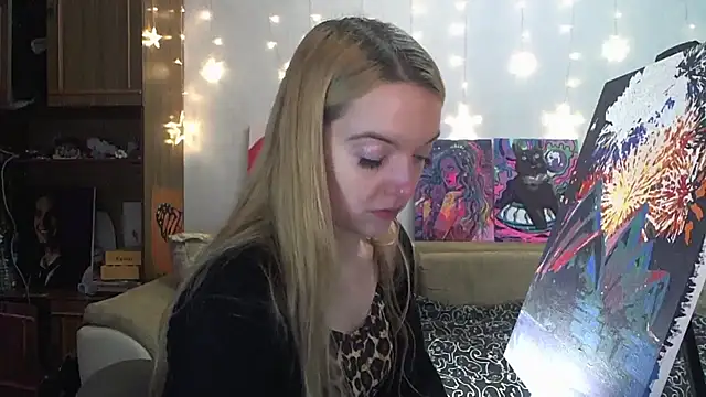 SecretSophia online show from December 13, 2024, 9:30 pm