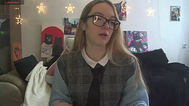 SecretSophia online show from February 24, 2026, 10:35 am