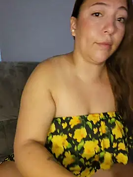 VickyHoult online show from November 2, 2025, 10:12 pm