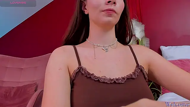 MiaMuse online show from October 9, 2025, 12:14 pm